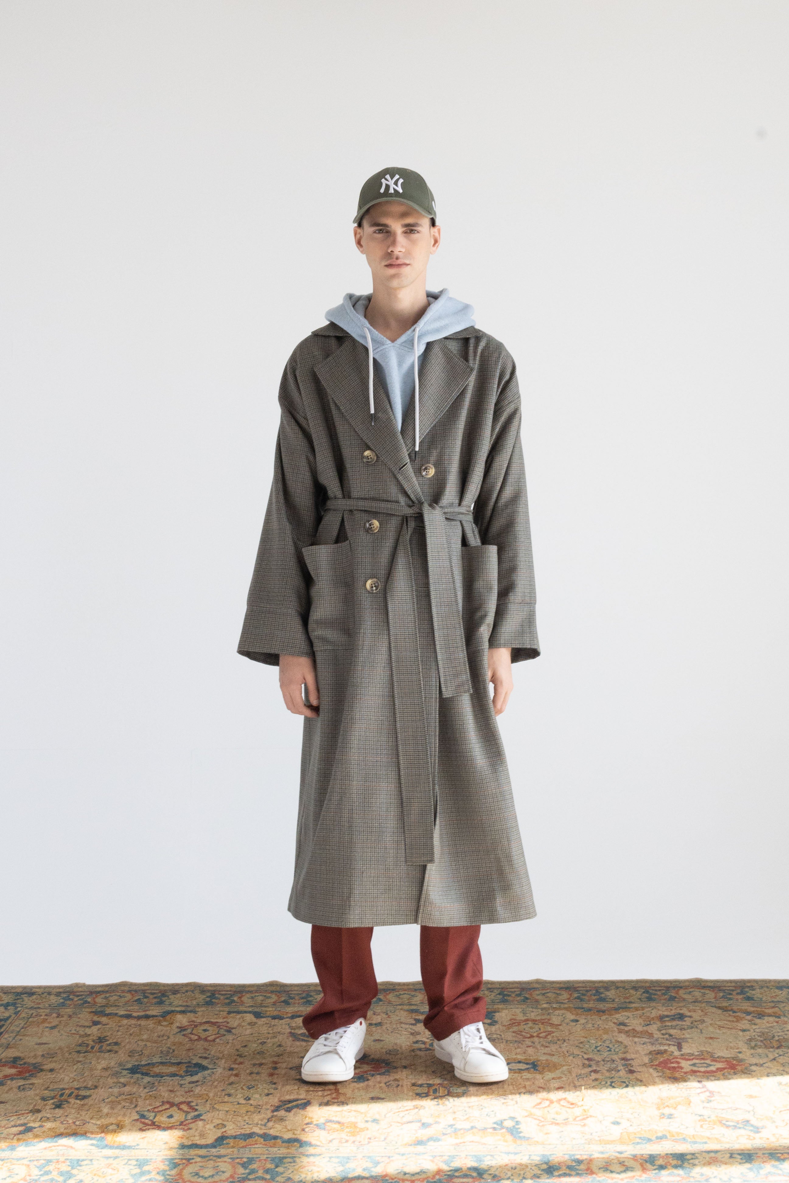 DOUBLE-BREASTED MERINO WOOL TRENCH COAT – SHOP MEROË